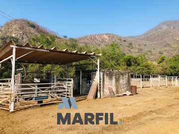 Rancho en Venta para Agricultura o Ganadería en Juluapan, Colima