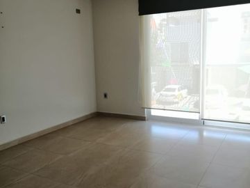 Hermosa Casa en La Condesa Juriquilla, ROOF GARDEN, Jardín, 4 Habitaciones..