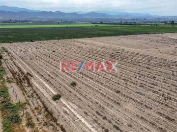Excelente oportunidad para comprar tu terreno en Cañete!!

- Acceso pavimentado 
- Urbanización cerrada
- Cerca a zona Urbana y zona residencial