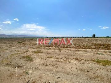 Excelente oportunidad para comprar tu terreno en Cañete!!

- Acceso pavimentado 
- Urbanización cerrada
- Cerca a zona Urbana y zona residencial