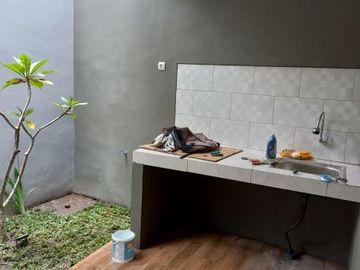 Rumah cantik modern siap huni dekat Pamela 7