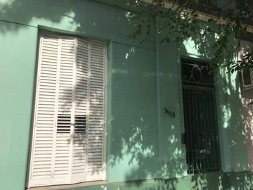 Casa PH en venta en Lanus Oeste