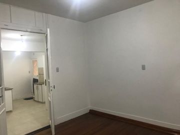 Casa PH en venta en Lanus Oeste