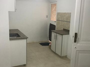 Casa PH en venta en Lanus Oeste