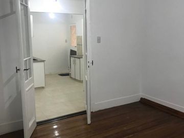 Casa PH en venta en Lanus Oeste