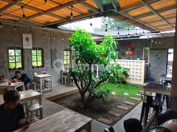 Rumah Siap Huni Dekat Mall