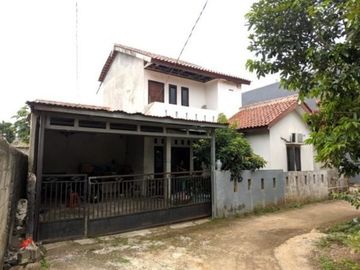 Rumah Second 2 Lnt, LT 240 m&sup2;, Rp 750 Juta, di Sawangan, Dep