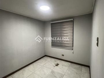 Casa en arriendo de 2 dorm. en Maipú