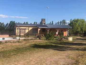 Finca 5 ha con casa en  Rama Caida- San Rafael - Mendoza