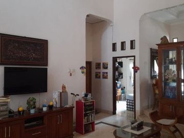 Rumah siap huni dalam perumahan di Beji Timur Depok 2,6 M