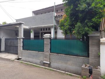 Rumah siap huni dalam perumahan di Beji Timur Depok 2,6 M