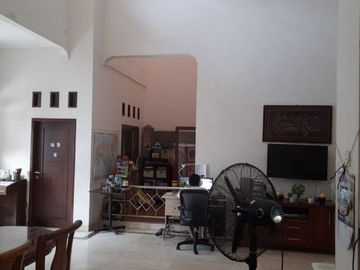 Rumah siap huni dalam perumahan di Beji Timur Depok 2,6 M