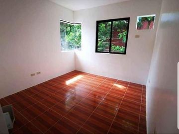 Ready-for- Occupancy Single Attached Robin Homes