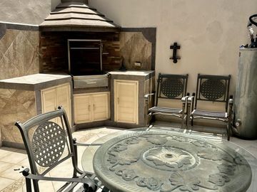 Casa en Renta Monterrey Zona Sur, a 15 min del Tec y 20 de San Pedro. en Venta