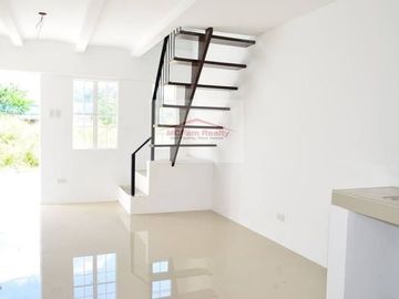 2 Bedroom RFO House & Lot for Sale in MONTVILLE PLACE Taytay Rizal, pls contact Donald @ 0955561---- or 0933825----
