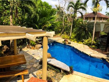 Sea Confiable Alquila/Vende Casa en ALBROOK 4 RECAMARAS