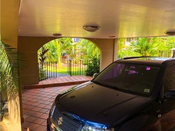 Sea Confiable Alquila/Vende Casa en ALBROOK 4 RECAMARAS