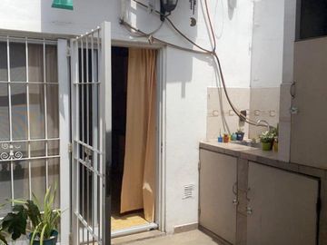 DUPLEX TRES AMBIENTES. PERMUTA