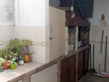 DUPLEX TRES AMBIENTES. PERMUTA