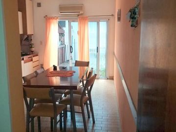 DUPLEX TRES AMBIENTES. PERMUTA