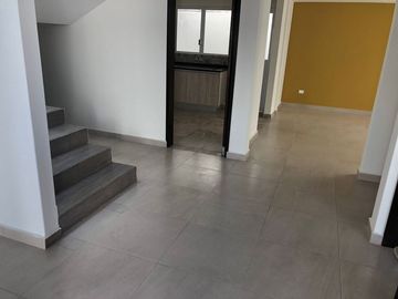 SE VENDE BONITA CASA EN PUEBLA