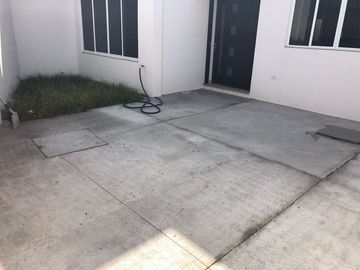 SE VENDE BONITA CASA EN PUEBLA