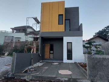 Dijual rumah elite mewah cantik rasa villa sejuk asri di Cibiru dkt UIN