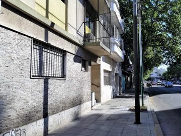 DEPARTAMENTO 3 AMBIENTES CON BALCÓN V. GRAL MITRE