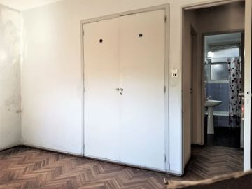DEPARTAMENTO 3 AMBIENTES CON BALCÓN V. GRAL MITRE