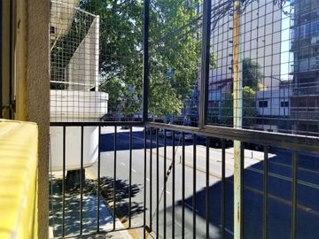 DEPARTAMENTO 3 AMBIENTES CON BALCÓN V. GRAL MITRE