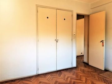 DEPARTAMENTO 3 AMBIENTES CON BALCÓN V. GRAL MITRE