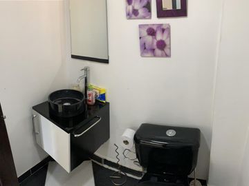 Venta Casa Totalmente Remodelada en Carcelen