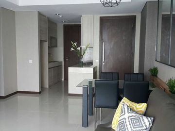 Apartemen ST Moritz 2 BR New Royal Furnished
