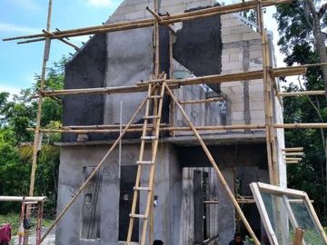 DIJUAL RUMAH DESAIN MODERN TROPICAL DEKAT TOL MANISRENGGO