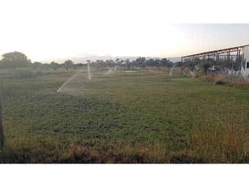 Campo de 3 has ingreso por calle  Vargas y Castro Barros Maipu