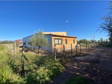 Campo de 3 has ingreso por calle  Vargas y Castro Barros Maipu