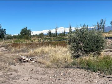 Campo de 3 has ingreso por calle  Vargas y Castro Barros Maipu