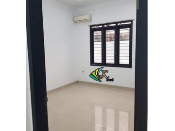Disewakan Rumah Minimalis di daerah Singgasana Pradana