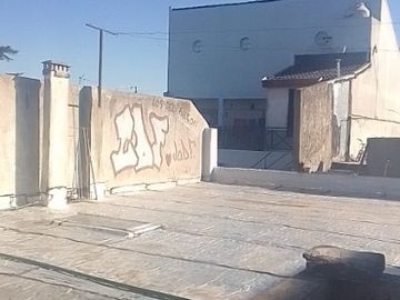Casa PH en venta en La Tablada