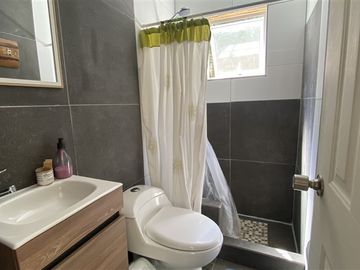 Parcela en venta de 5000 M2 con dos casas nuevas