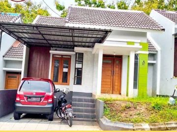 RUMAH DIJUAL DI LAMONGAN, PERUMAHAN LAMONGAN DESAIN SUKA-SUKA- BJB RAJA PROPERTY LAMONGAN