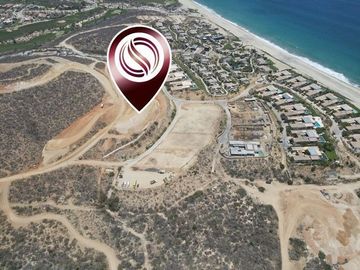 Penthouse con alberca privada, cuarto de servico con baño,club de playa, campo d