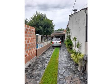 AMPLIA CASA AMERICANA