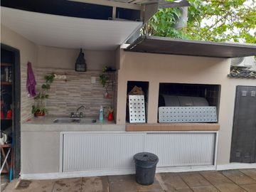 AMPLIA CASA AMERICANA