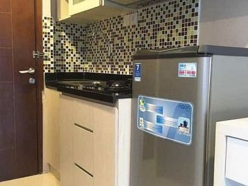 JUAL murah banget Apartemen Capitol Park Residence Salemba STUDIO furnish Hook