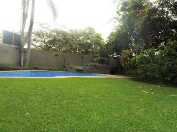 Bella Y Amplia Casa