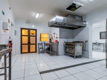 Local Comercial en Venta en PRECIOSO HOTEL Y CABAÑAS SECTOR MELOCOTÓN