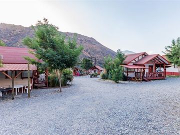 Local Comercial en Venta en PRECIOSO HOTEL Y CABAÑAS SECTOR MELOCOTÓN
