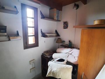 VENTA DE CASA 7 AMBIENTES EN REMEDIOS DE ESCALADA
