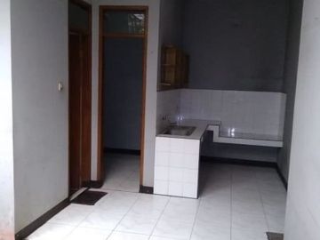 Rumah dii komplek Aman dan Asri lokasi Antapani Bandung | MEYJ